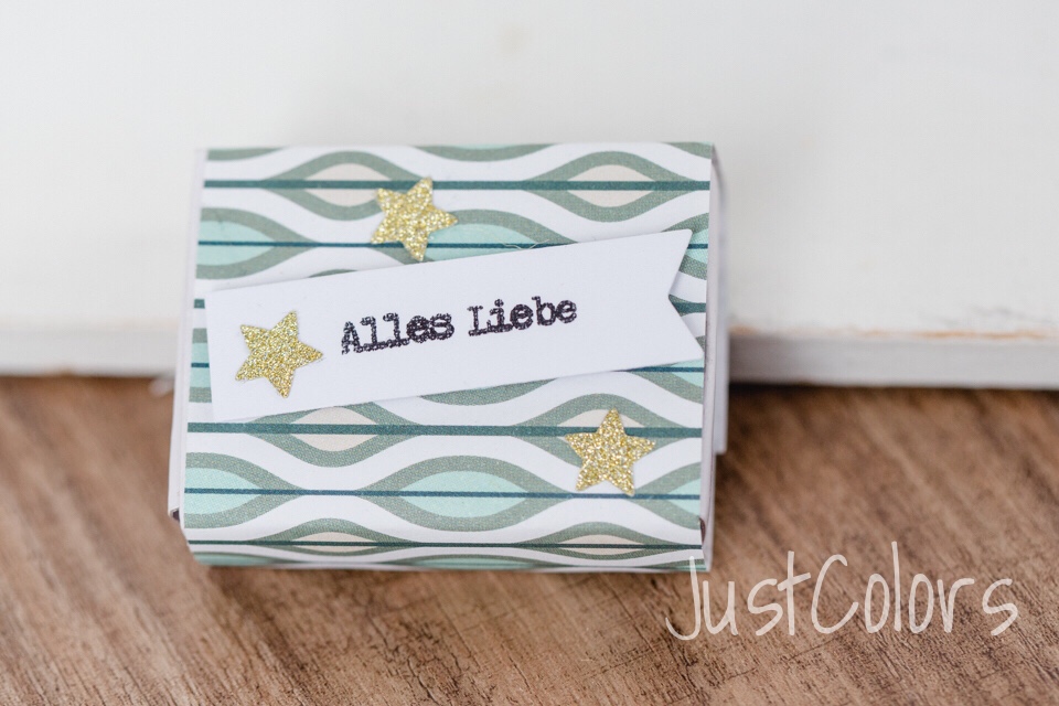 Streichholzschachtel mit Sternchen drin...